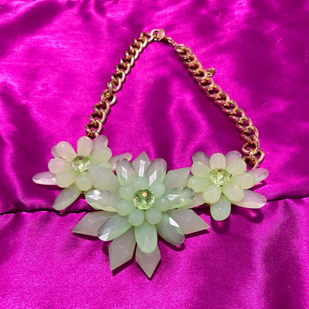 Mint statement necklace.
